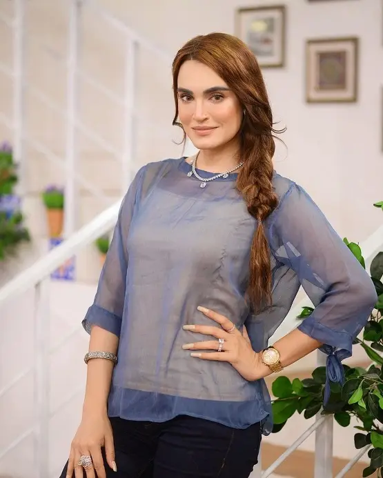 Benaam actress was born on 11 January 1979 in London, United Kingdom. Nadia Hussain is 42 years old and married.