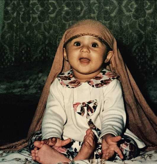A childhood photo of the actress Mashal Khan