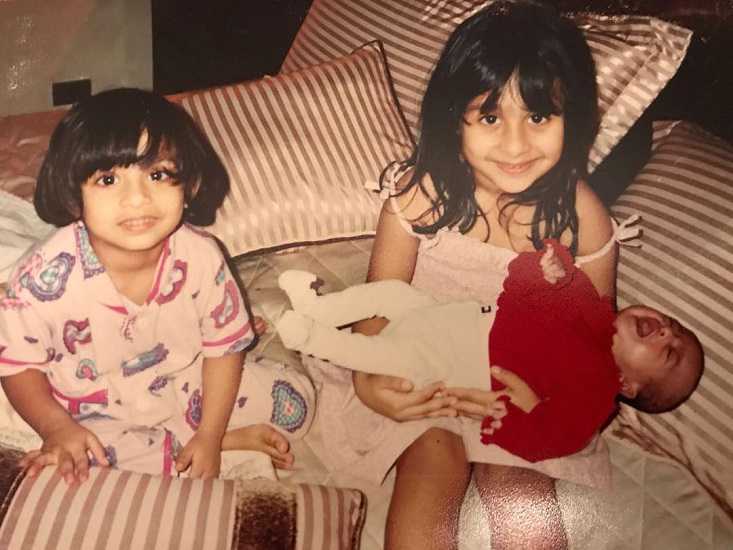 Both sisters in their childhood photo