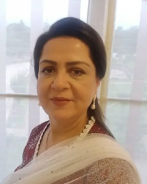 Ghazala Kaifi is coming in the drama serial Ishq e Laa with a star-studded cast.