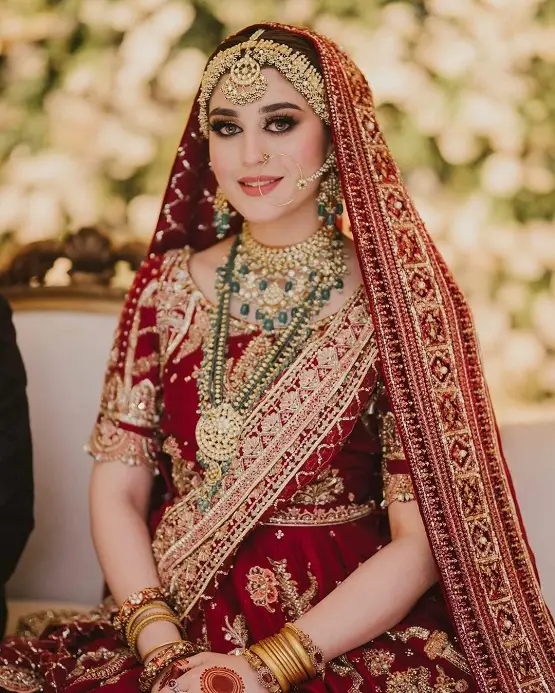 Laraib Rahim wore a red dress on her wedding day.