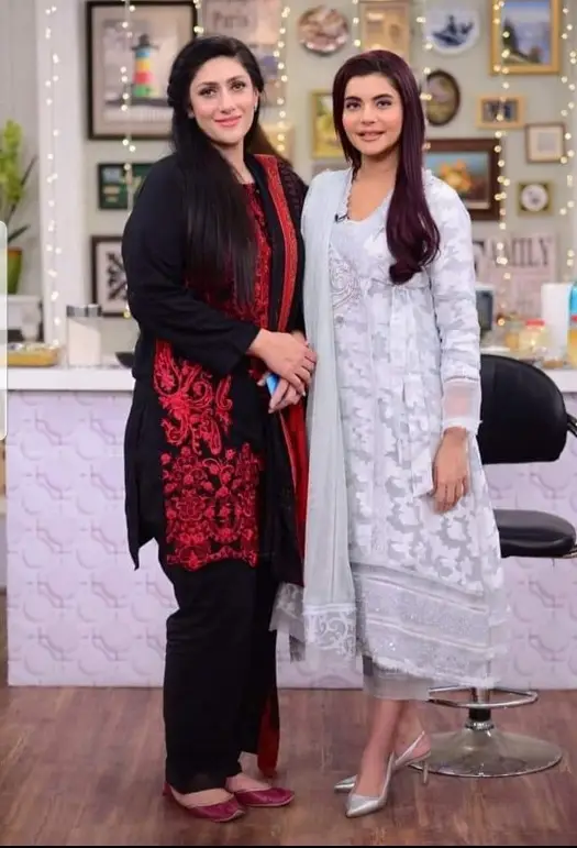 Salma Asim with Nida Yasir