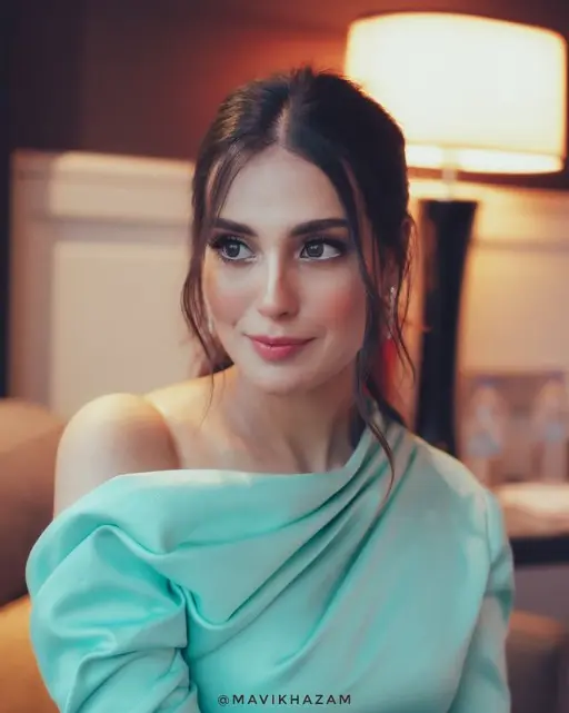 Iqra Aziz Looks like a doll in this shoulderless dress.