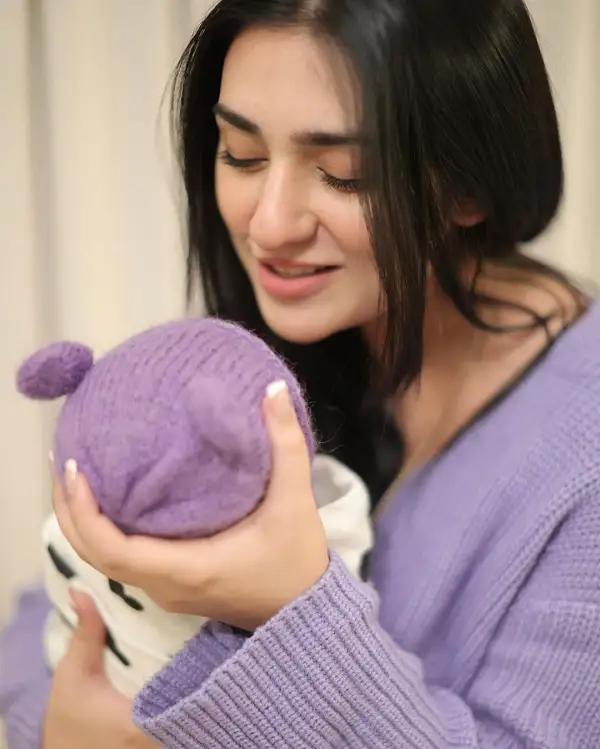 Sarah Khan and Baby Alyana