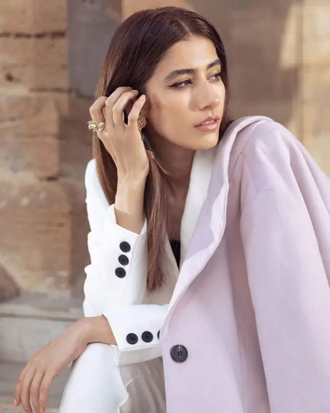 Most Modern Portraits Of Syra Yousuf From Her Recent Photoshoot