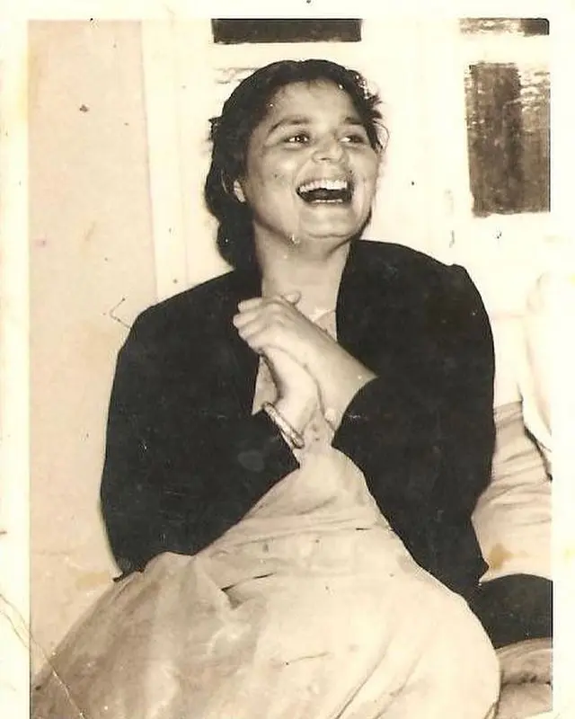 A throwback picture of late Razia Khanum.
