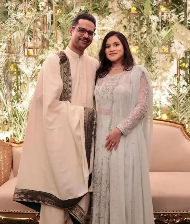 Engagement photo of Azeemah Nakhoda with her fiance Ali Pir Gul.