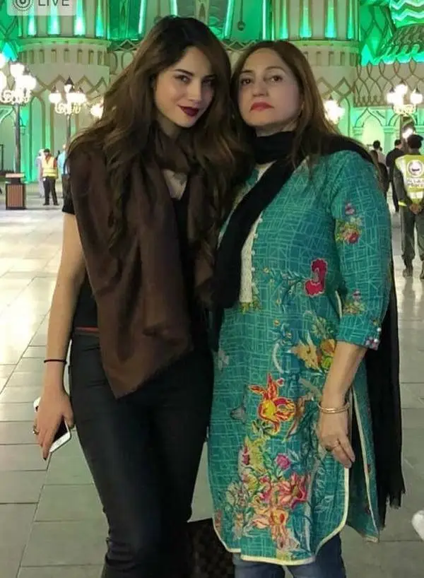 Neelam Muneer with her mother