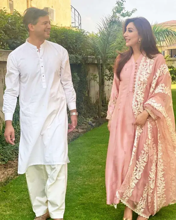 Aisha Khan Celebrates Her 6th Wedding Anniversary with Her Husband