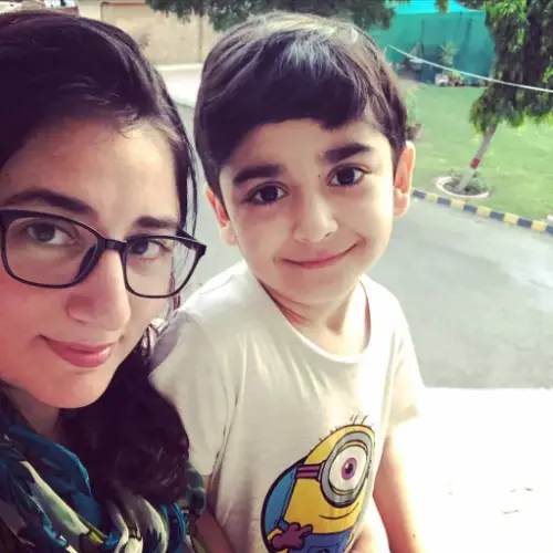 Amna Aslam with her son