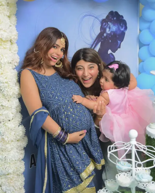 Anumta Qureshi Baby Shower Pictures
