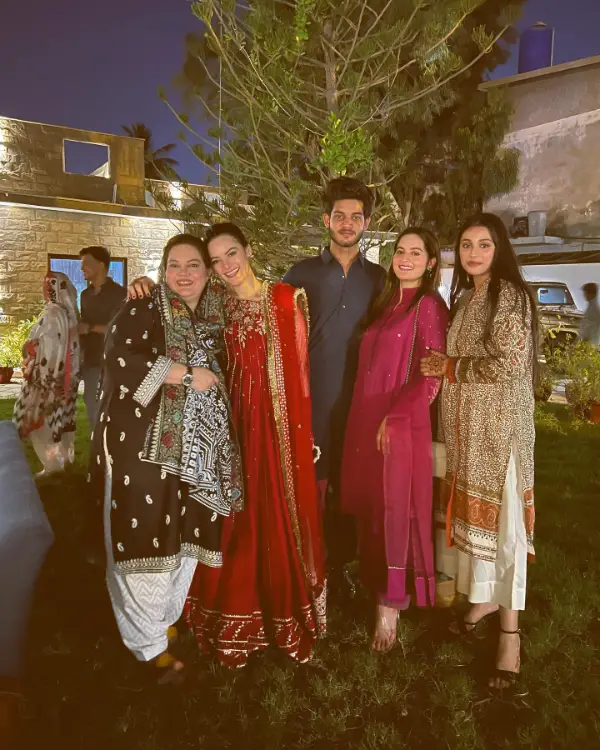 Aiman Khan and Minal Khan Attended the Eid Milan Party