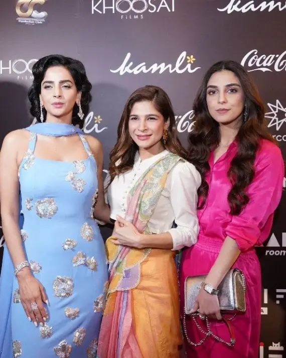 Saba Qamar Glamorous Look at Kamli Premiere