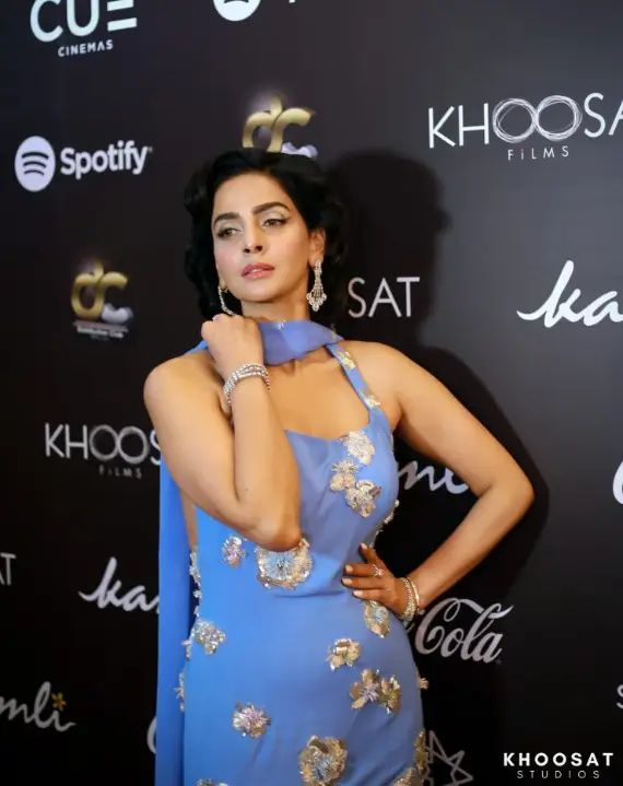 Saba Qamar Glamorous Look at Kamli Premiere