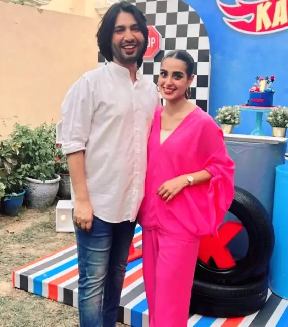 Iqra Aziz with her brother