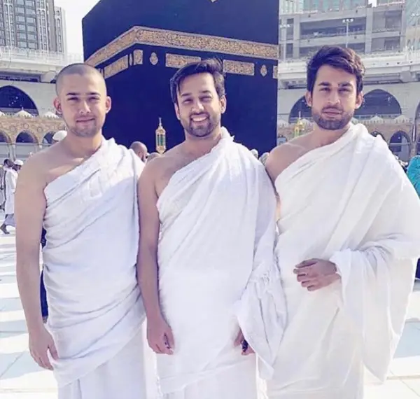 Pakistani Celebrities Who Performed Hajj