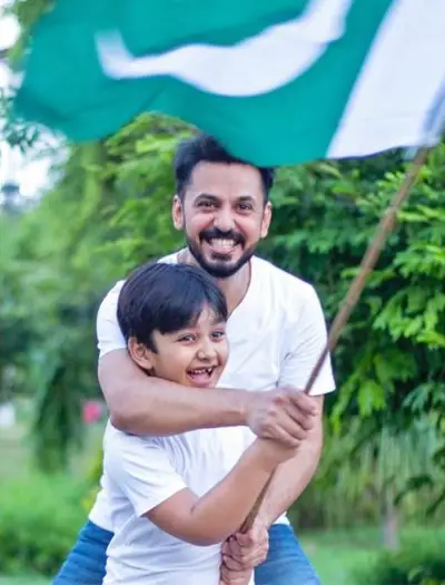 Actor Bilal Qureshi: Pakistani Celebrities 75th Independence Day