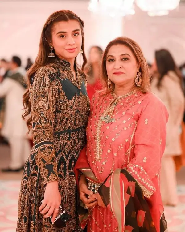 Yashmira Jan with her mother Fareeda Shabbir