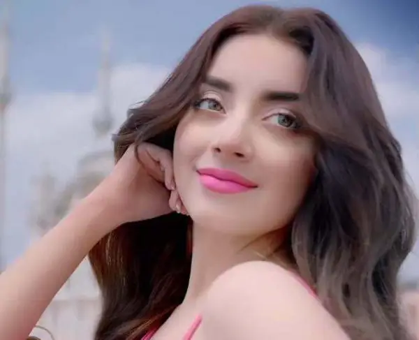 Alizeh Shah Faces Backlash for Endorsing a Fairness Cream Ad