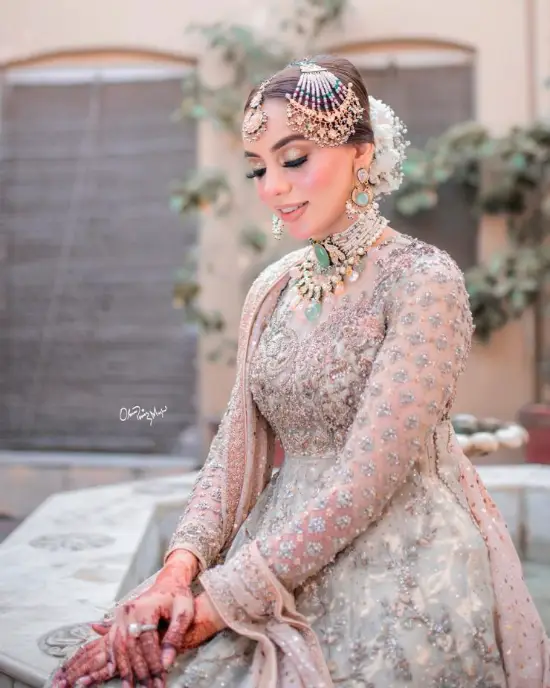 Maryam Noor poses for the Nikkah shoot