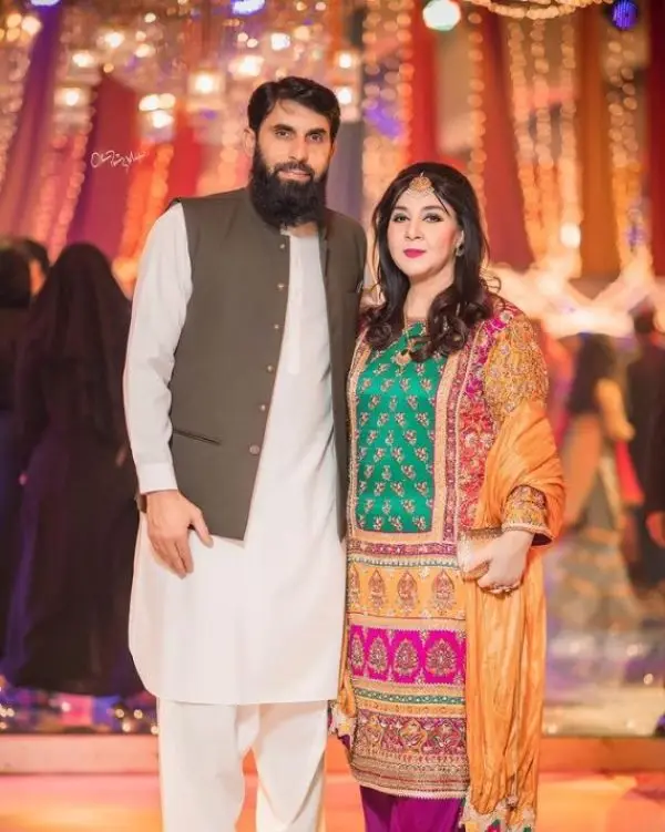 Cricketer Misbah Ul Haq with his wife