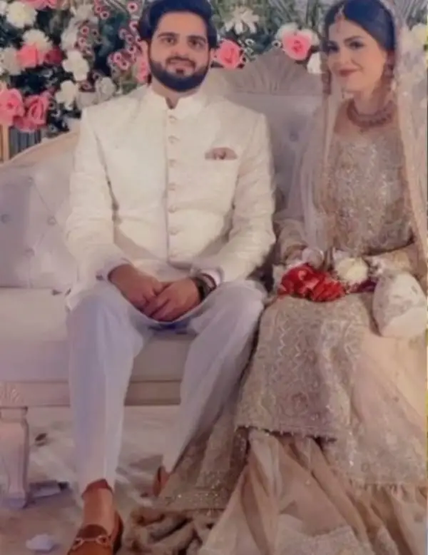 The Wedding Pictures of Inzamam Ul Haq Daughter with her Husband