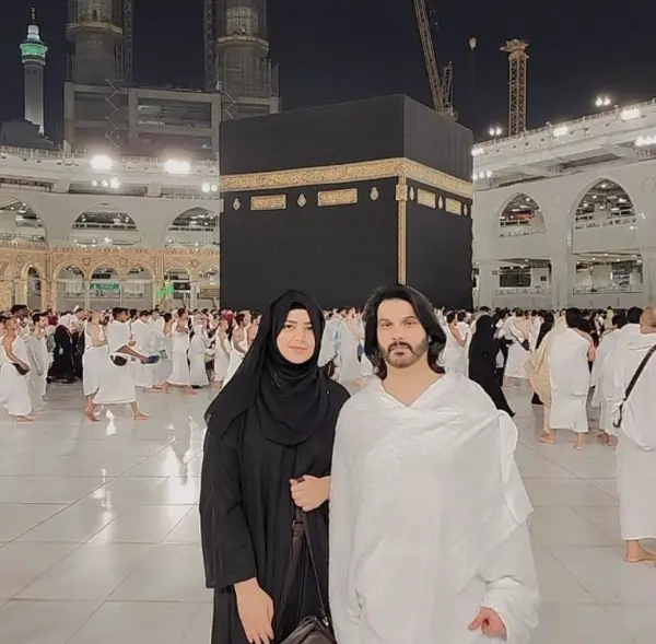 A photo taken in front of the Kaaba shows Humayun Seed with his family