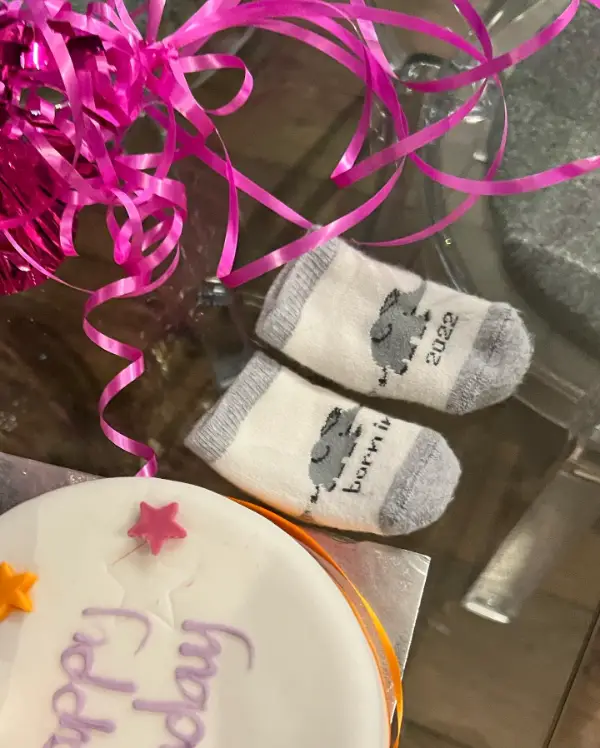 A baby socks pair of baby Amelie’ Isla