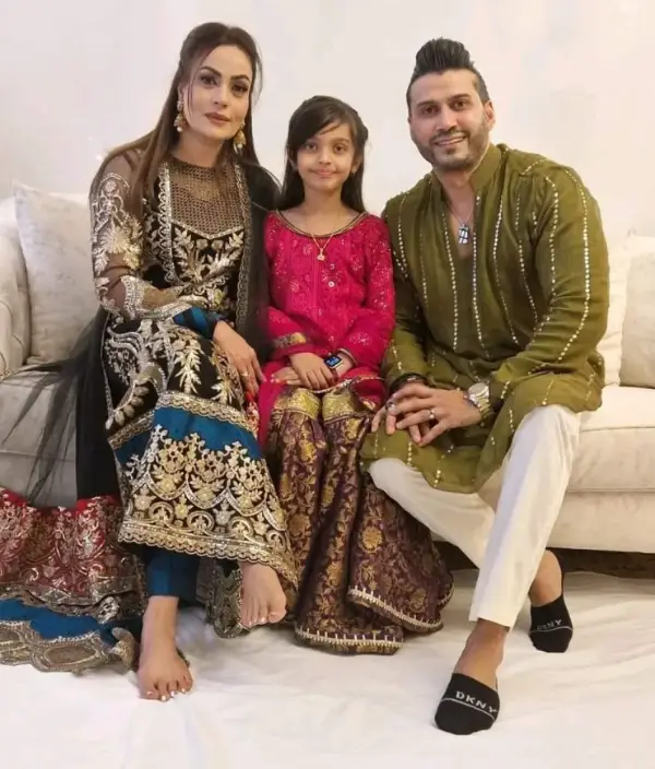 Sadia Imam Heartwarming Family Pictures from a Recent Wedding