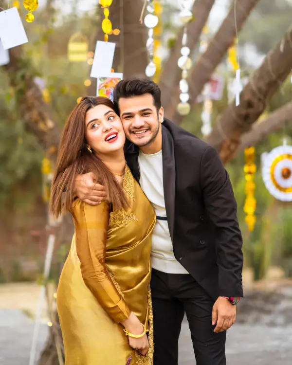 Kanwal Aftab and Zulqarnain Celebrate Their First Wedding Anniversary with Daughter