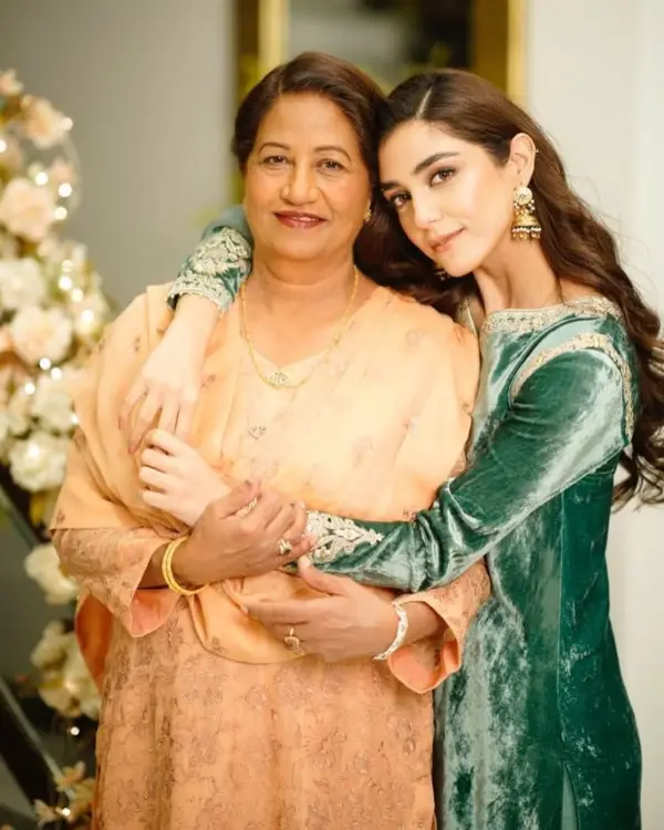 Here is a picture of Shagufta Nazar, the mother of actress Maya Ali