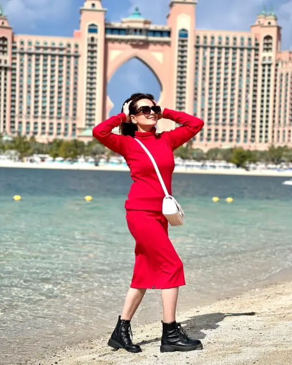 Stunning Pictures of Sumbul Iqbal Khan From Her Trip to Dubai