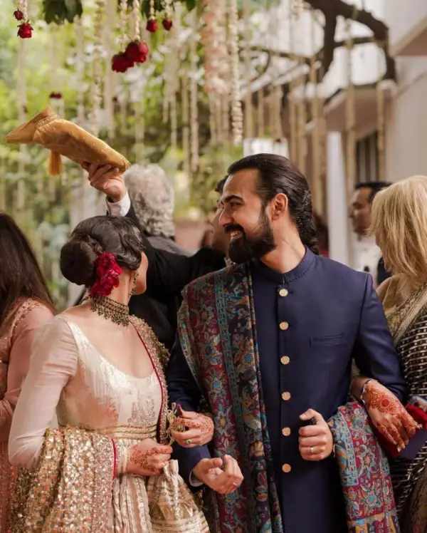 Zara Peerzada Wedding Pictures with her Husband Sarwan Saleh
