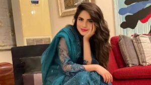 Neelam Muneer Biography, Age, Height, Weight, Net Worth, & More