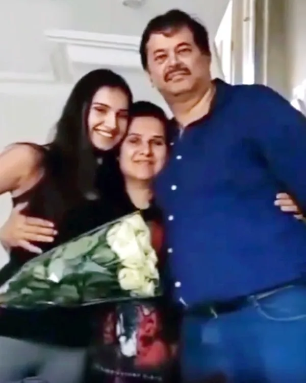 The actress with her father Himanshu Sutaria
